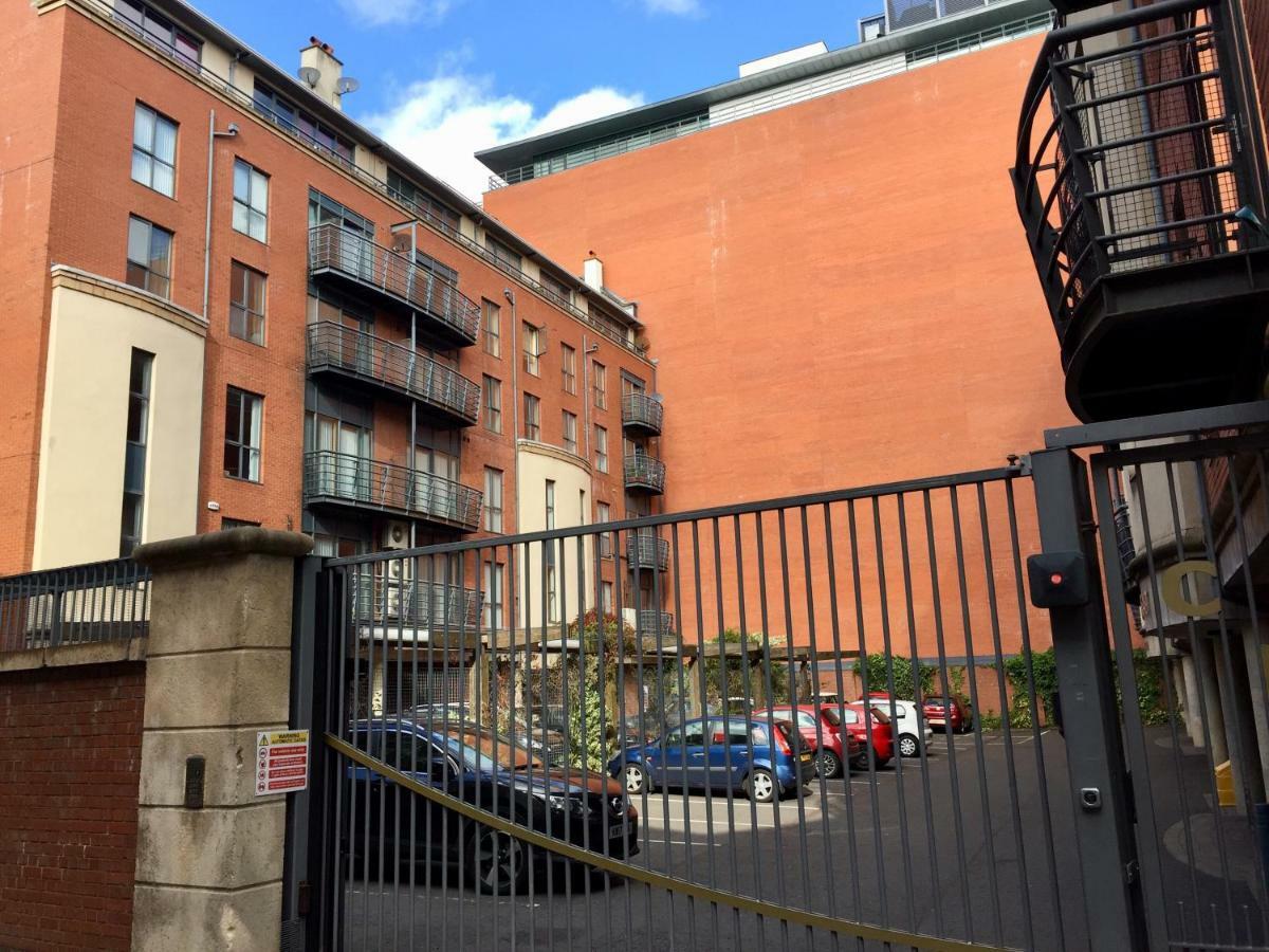 City Centre Belfast Free Parking Dış mekan fotoğraf